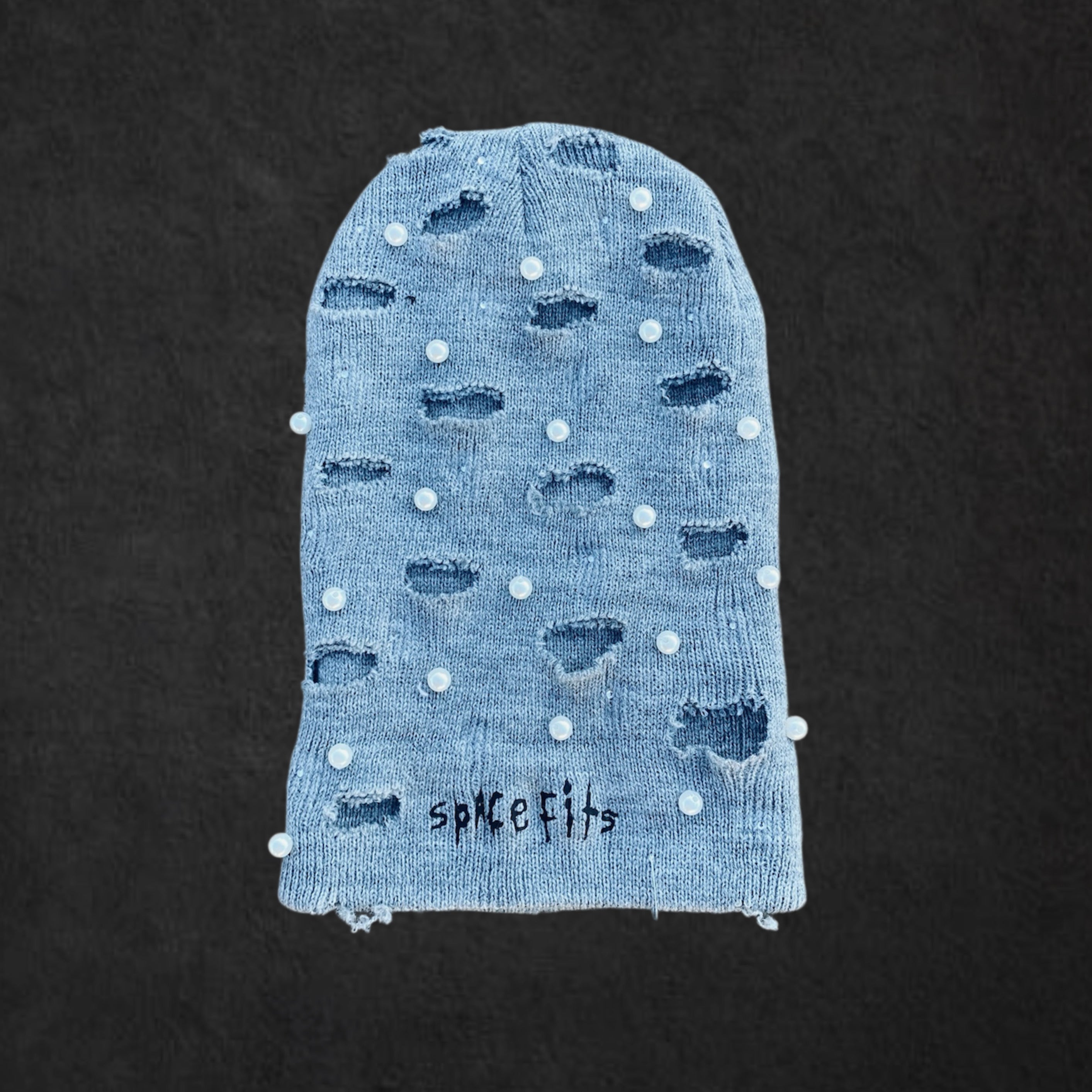 GREY ROCKSTAR BEANIE